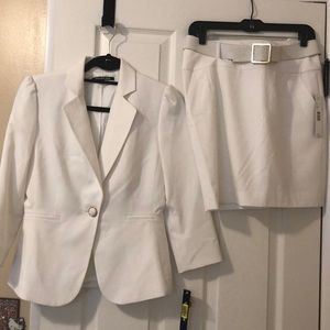 Ladies suit
